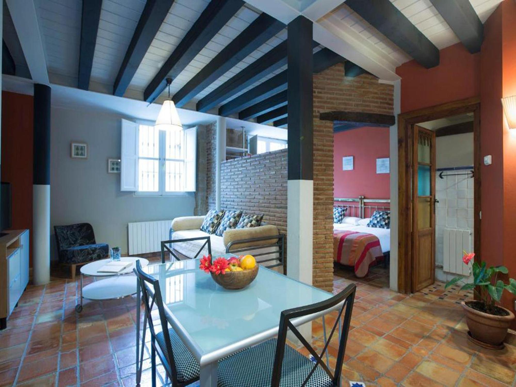 Apartamentos Senorio De Haro 3000 Extérieur photo