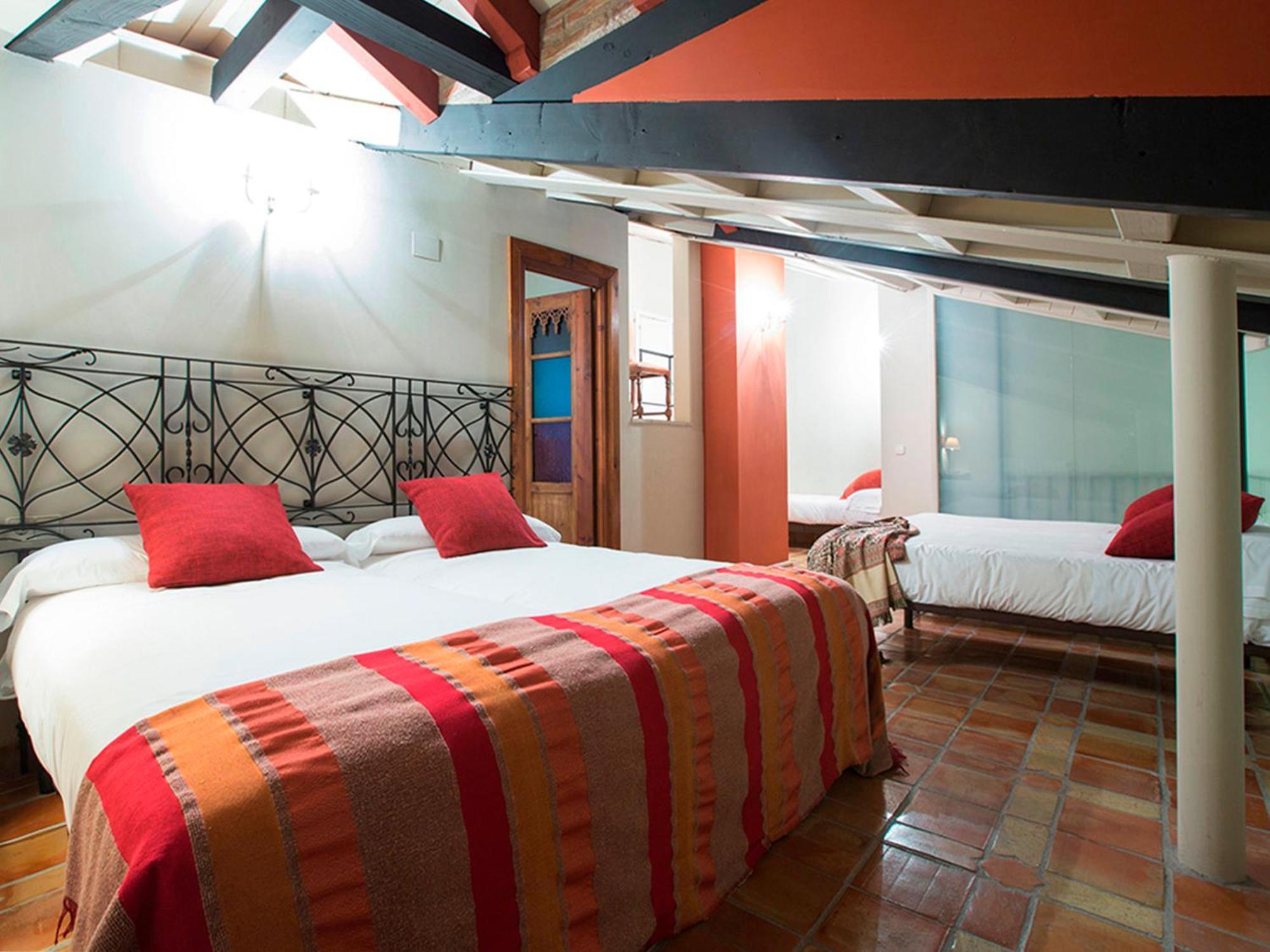 Apartamentos Senorio De Haro 3000 Extérieur photo