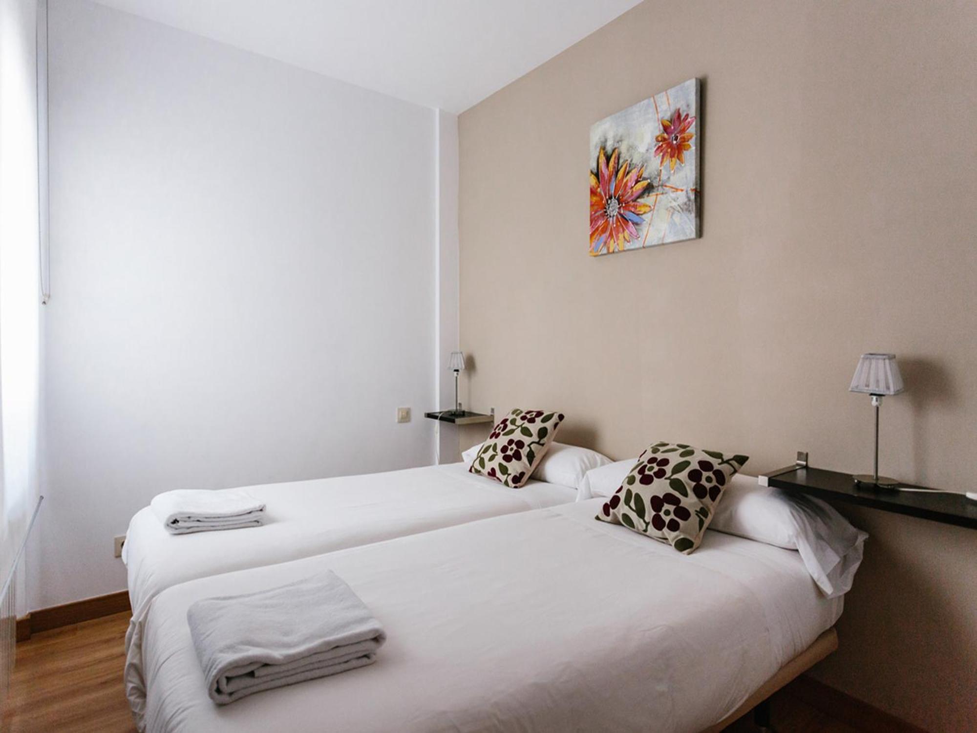Apartamentos Senorio De Haro 3000 Extérieur photo