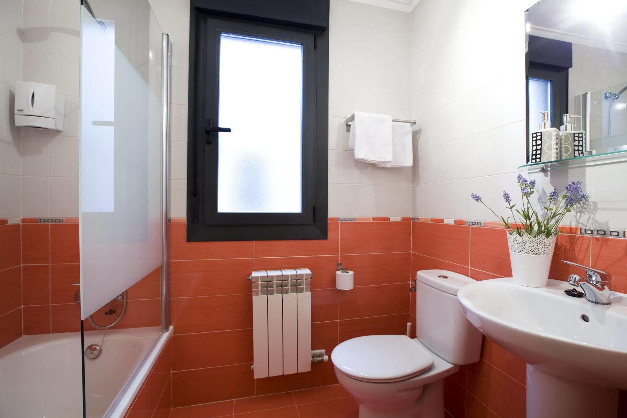 Apartamentos Senorio De Haro 3000 Extérieur photo